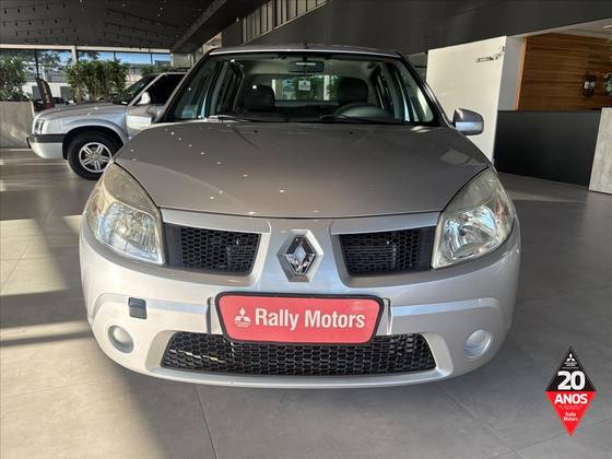 RENAULT SANDERO 1.0 EXPRESSION 16V FLEX 4P MANUAL RENAULT SANDERO 1.0 EXPRESSION 16V FLEX 4P MANUAL